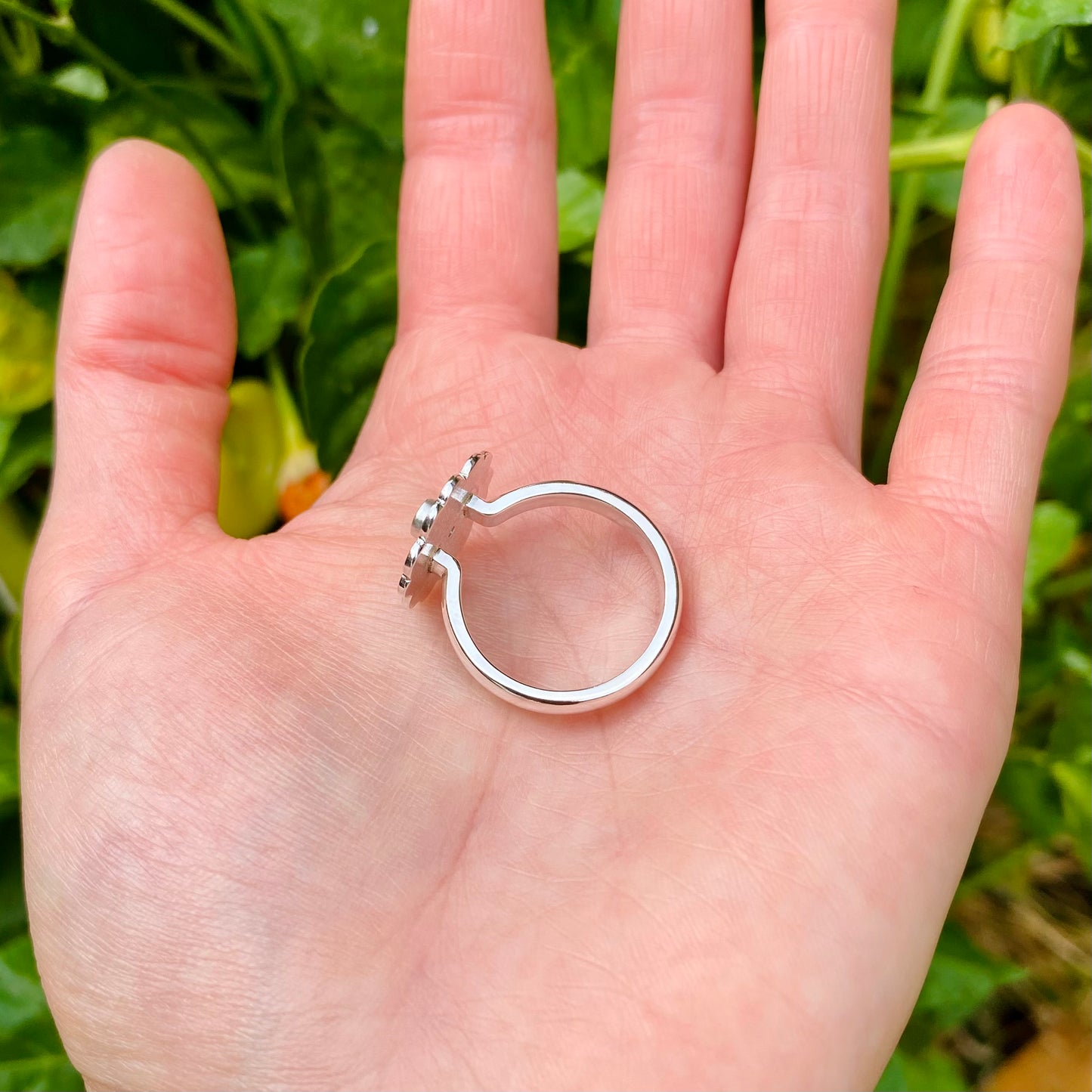 ANILLO FLORECE TANZANITA