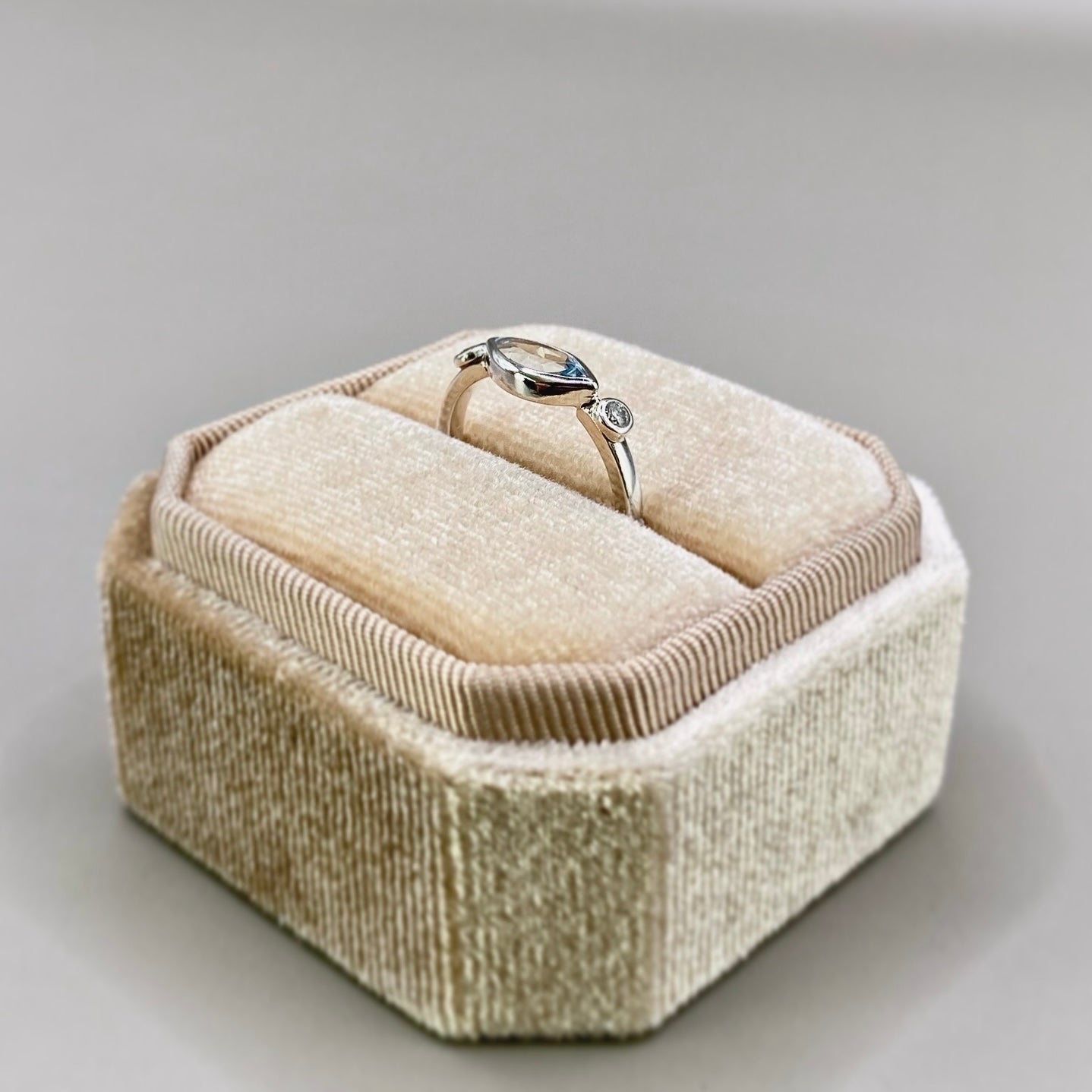 ANILLO BOAT