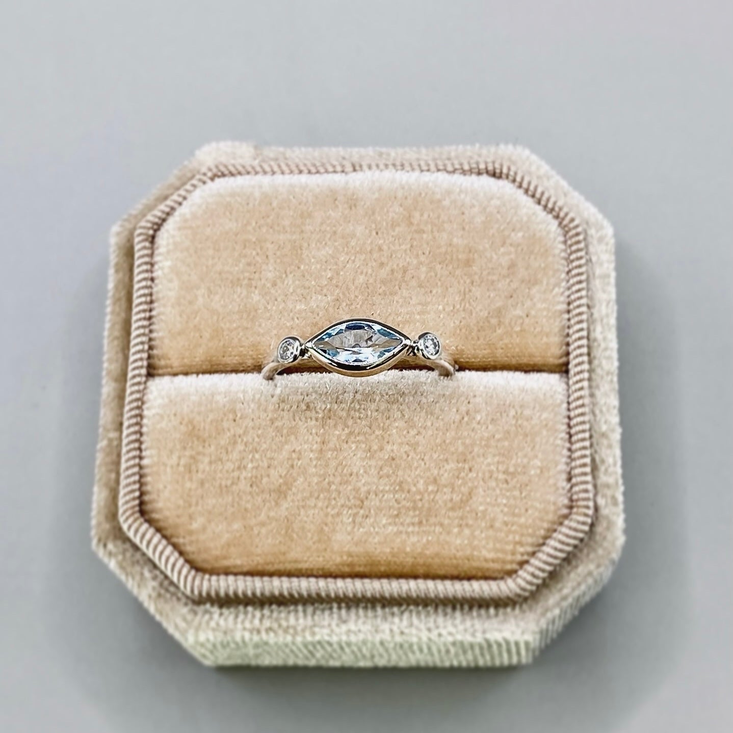 ANILLO BOAT