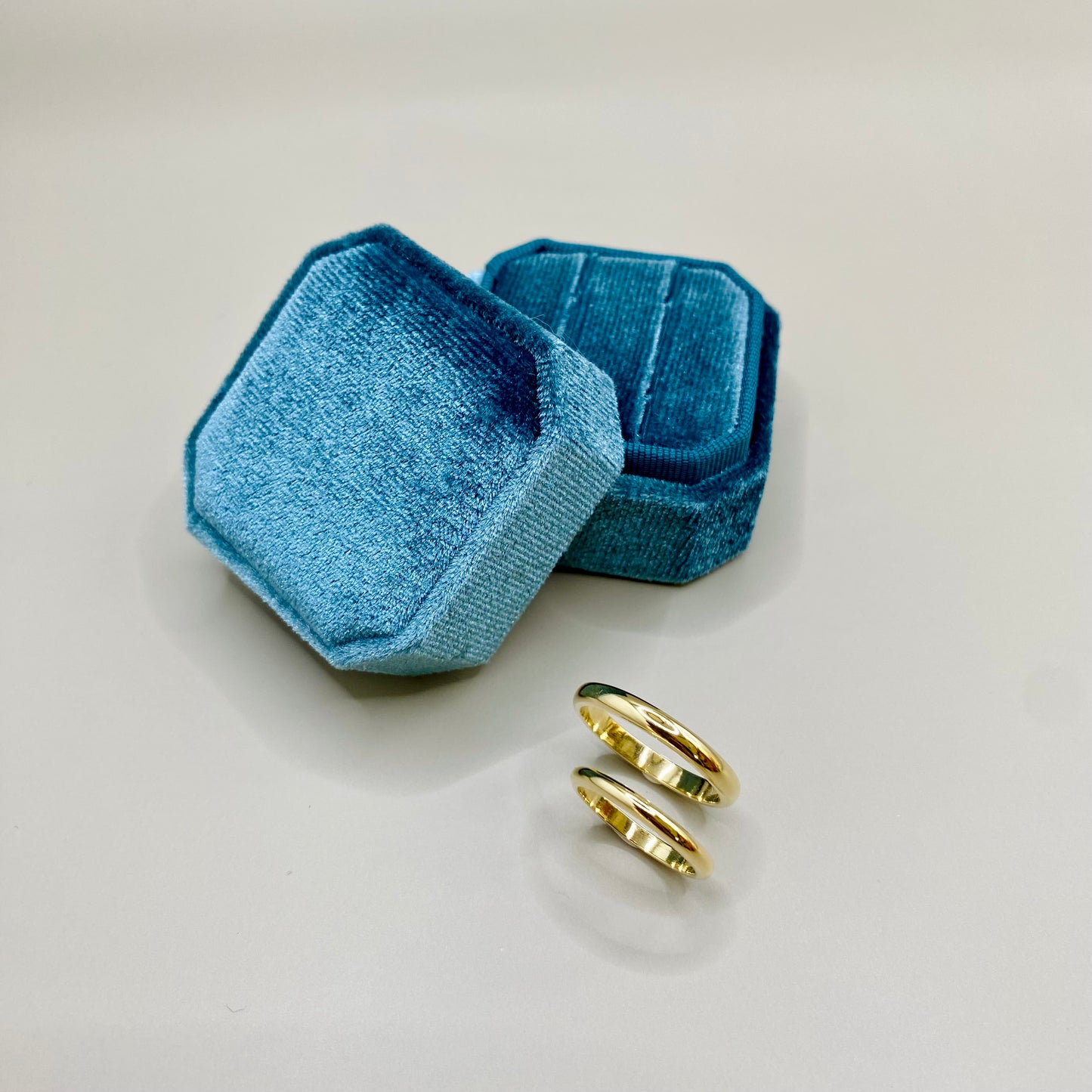 ARGOLLAS INGLESAS OA 18K