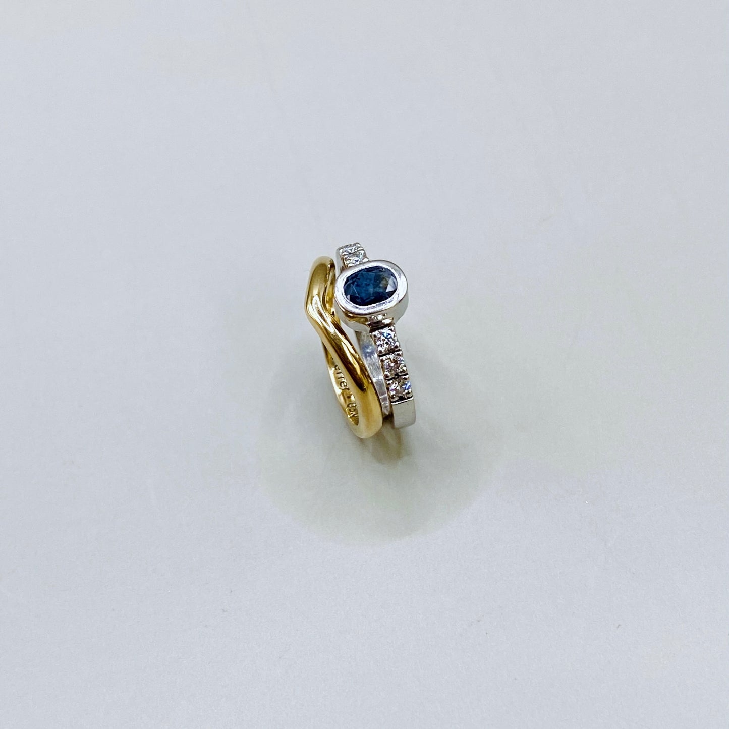 ARGOLLAS INGLESAS CURVA I OA 18K