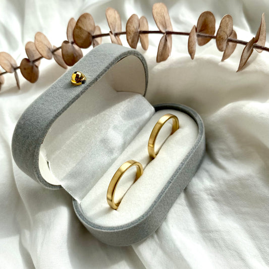 ARGOLLAS CUADRADAS OA 18K