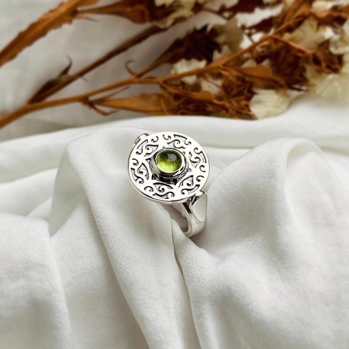 ANILLO MANDALA BARROCA PERIDOTO