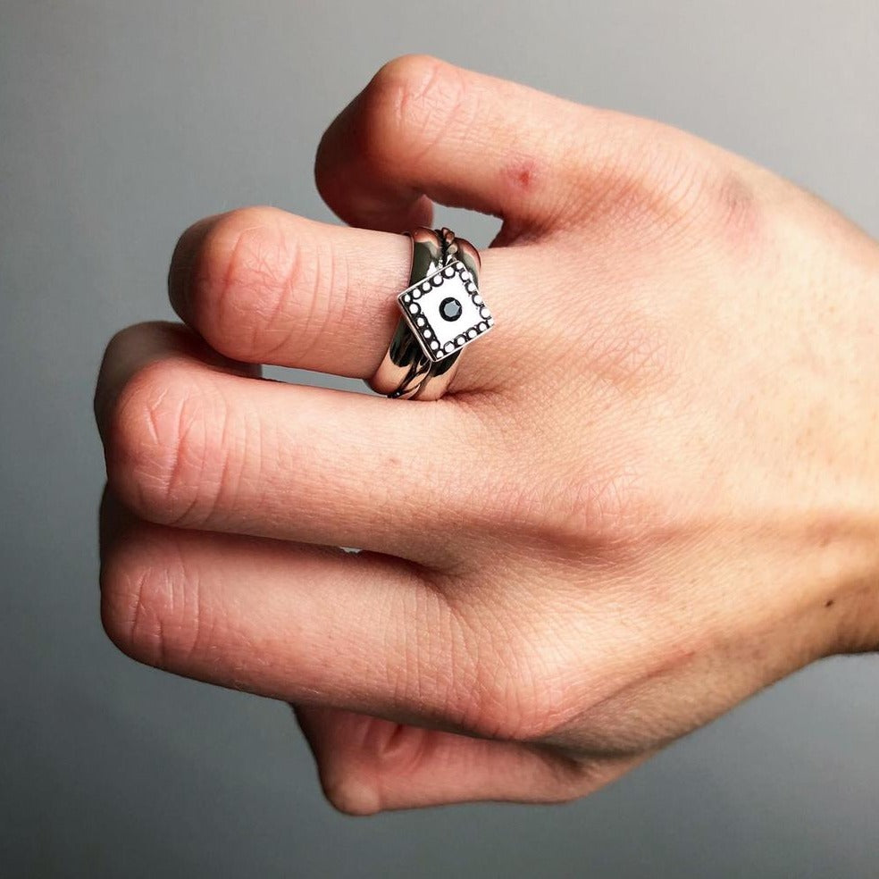 ANILLO MASIVO ÓNIX